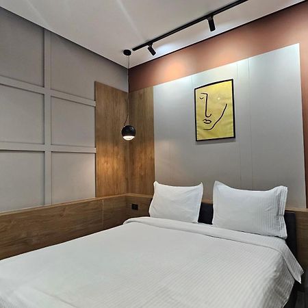 Tam Center Studio Apartment Next To Blloku No2 Tirana Zewnętrze zdjęcie