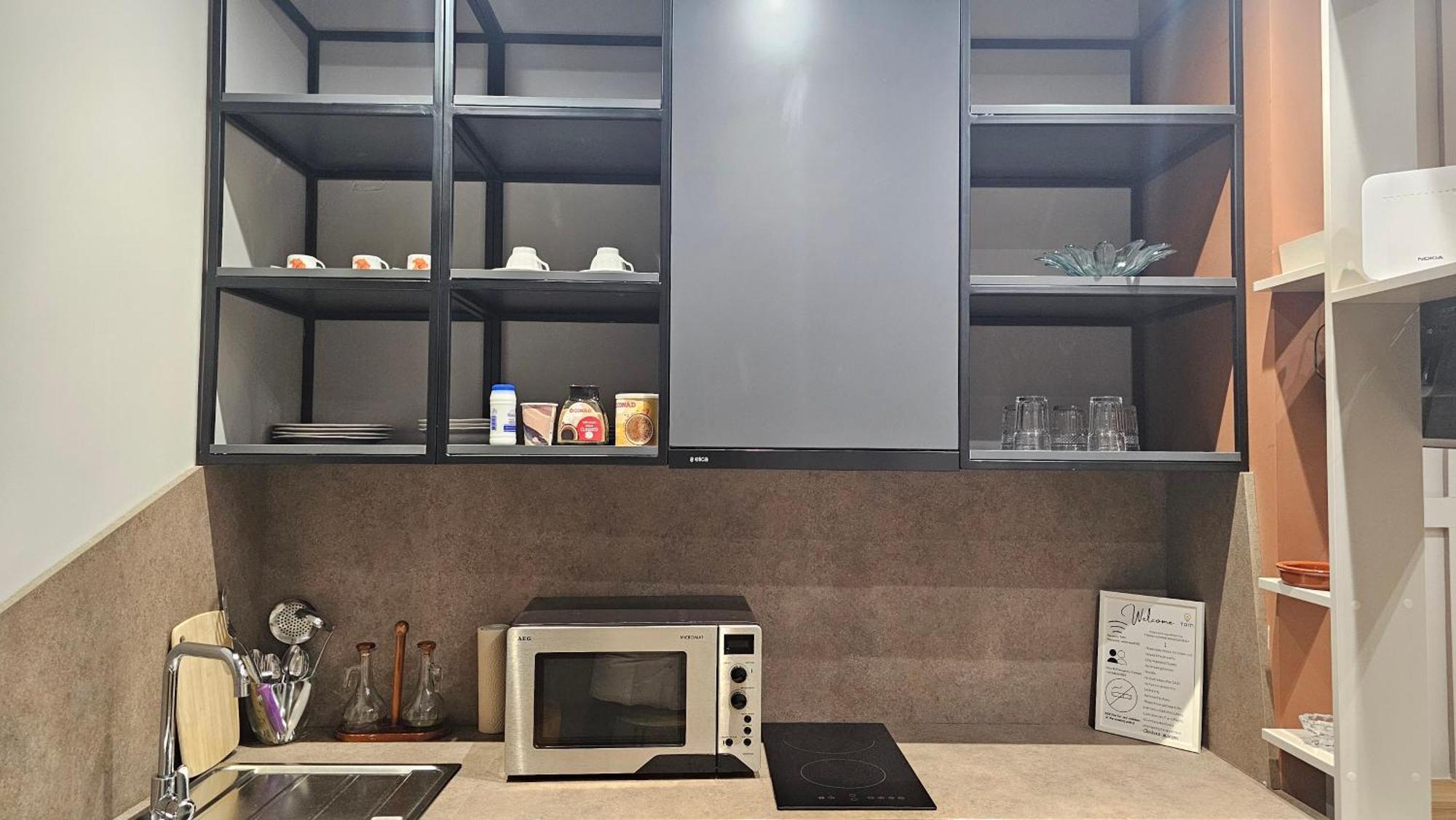 Tam Serviced Studio Apartments Next To Blloku Tirana Zewnętrze zdjęcie