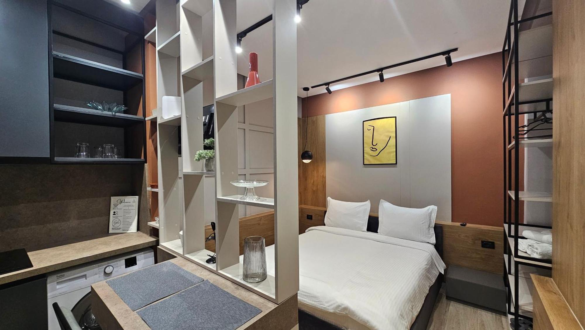 Tam Serviced Studio Apartments Next To Blloku Tirana Zewnętrze zdjęcie