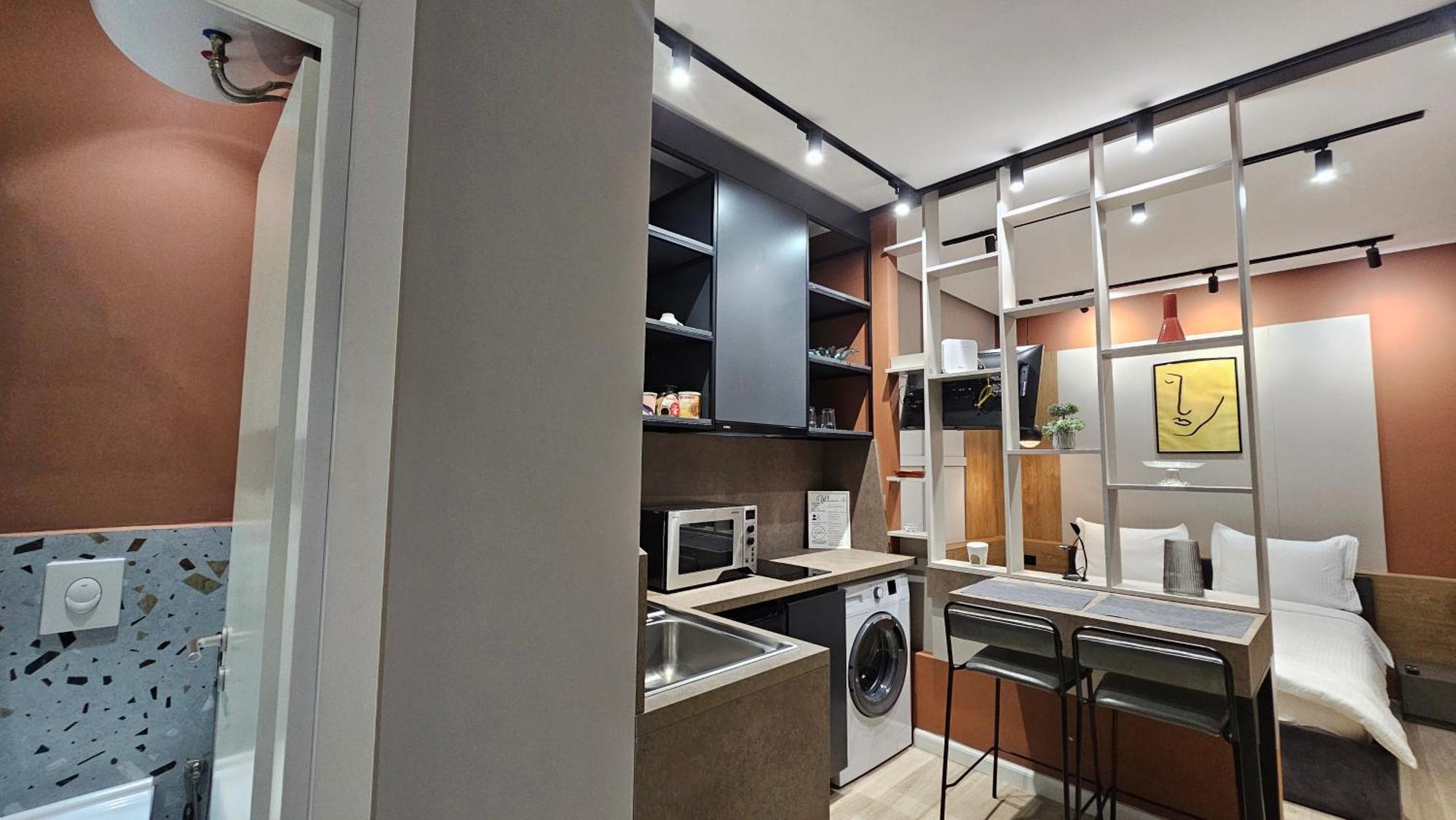 Tam Serviced Studio Apartments Next To Blloku Tirana Zewnętrze zdjęcie
