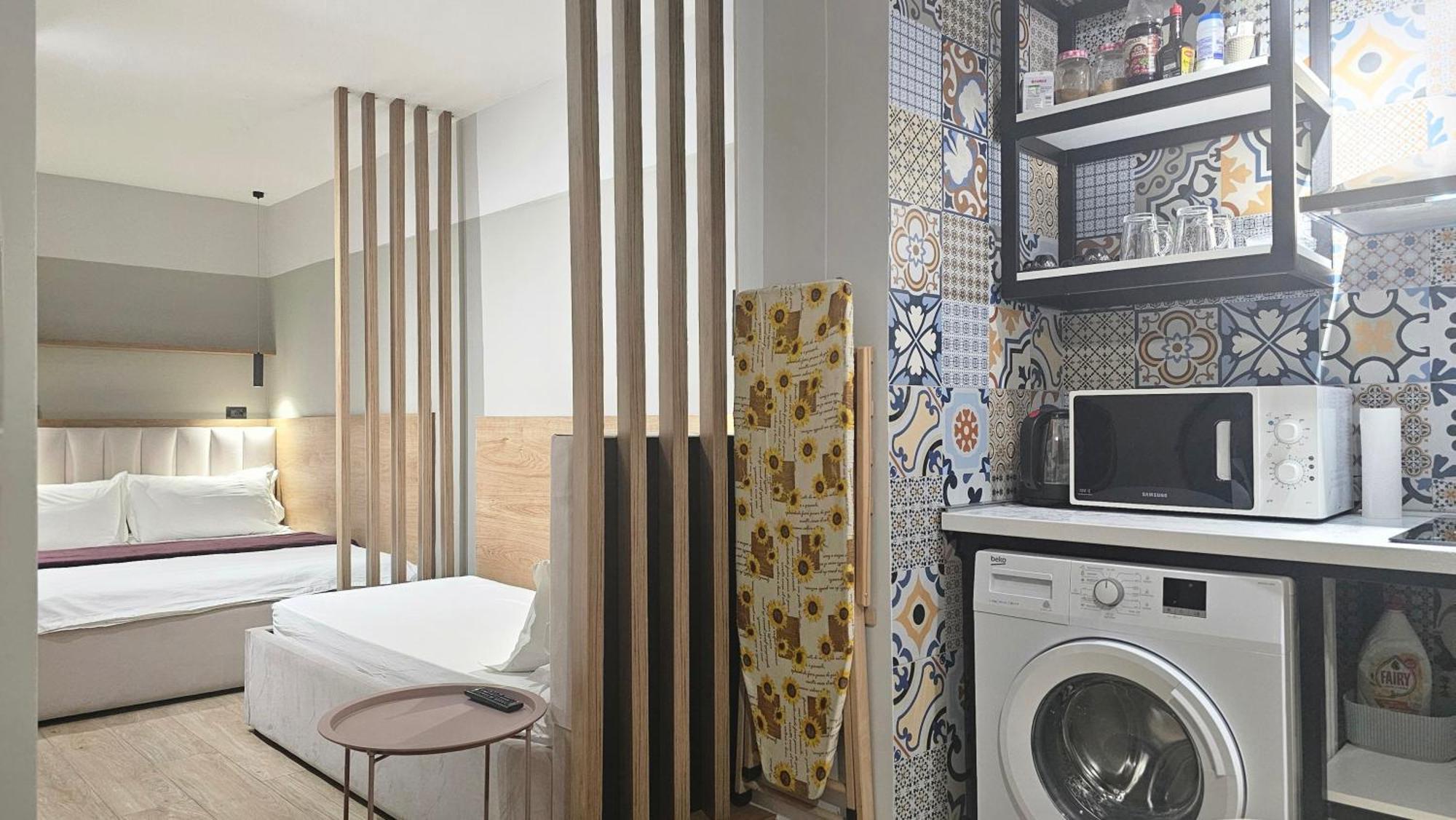Tam Serviced Studio Apartments Next To Blloku Tirana Zewnętrze zdjęcie