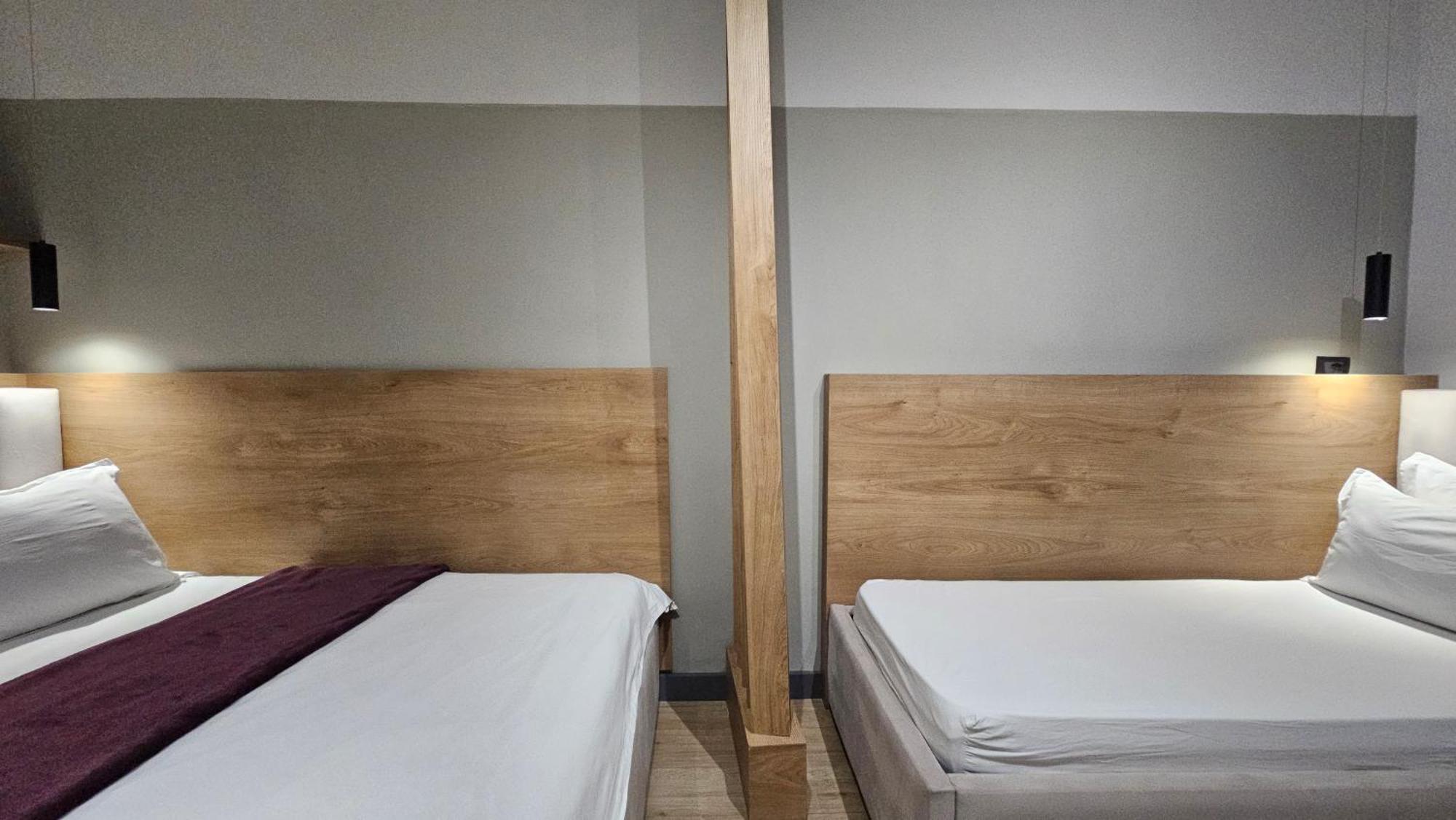 Tam Serviced Studio Apartments Next To Blloku Tirana Zewnętrze zdjęcie