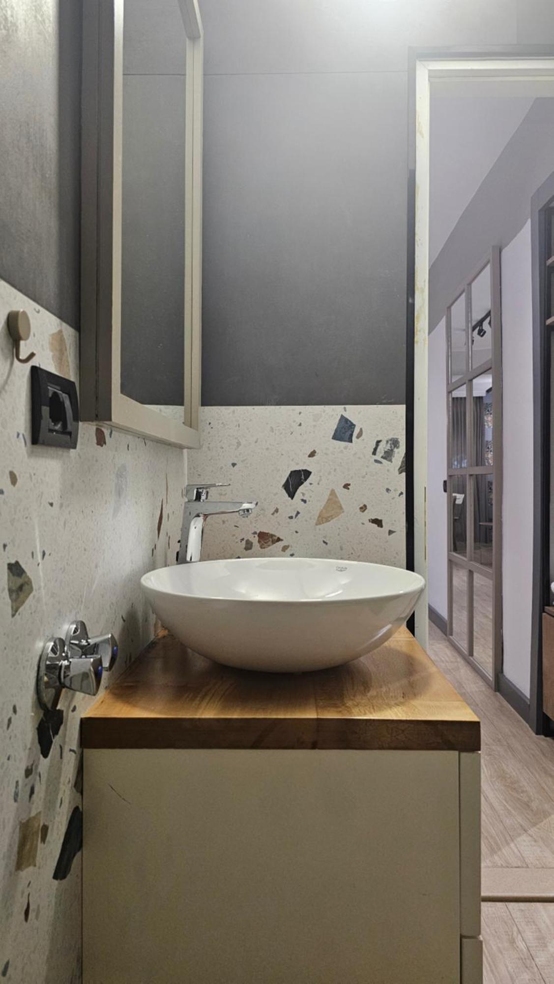 Tam Serviced Studio Apartments Next To Blloku Tirana Zewnętrze zdjęcie