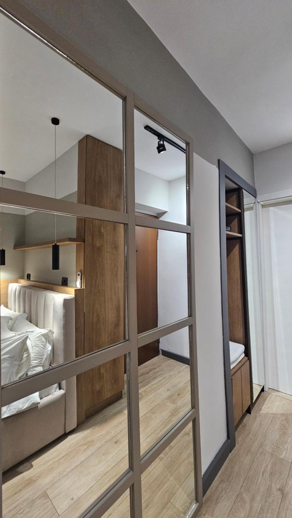 Tam Serviced Studio Apartments Next To Blloku Tirana Zewnętrze zdjęcie