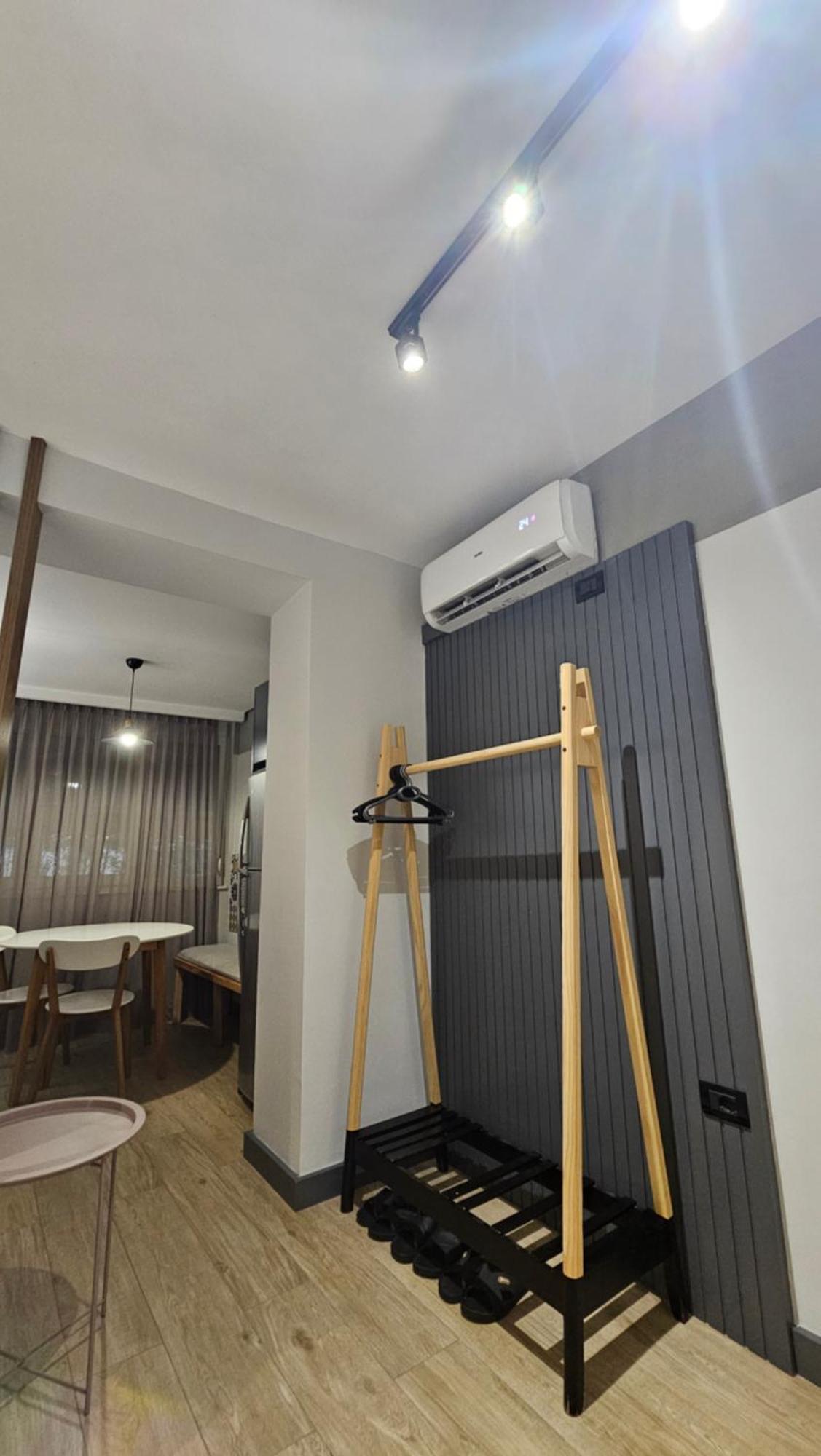Tam Serviced Studio Apartments Next To Blloku Tirana Zewnętrze zdjęcie